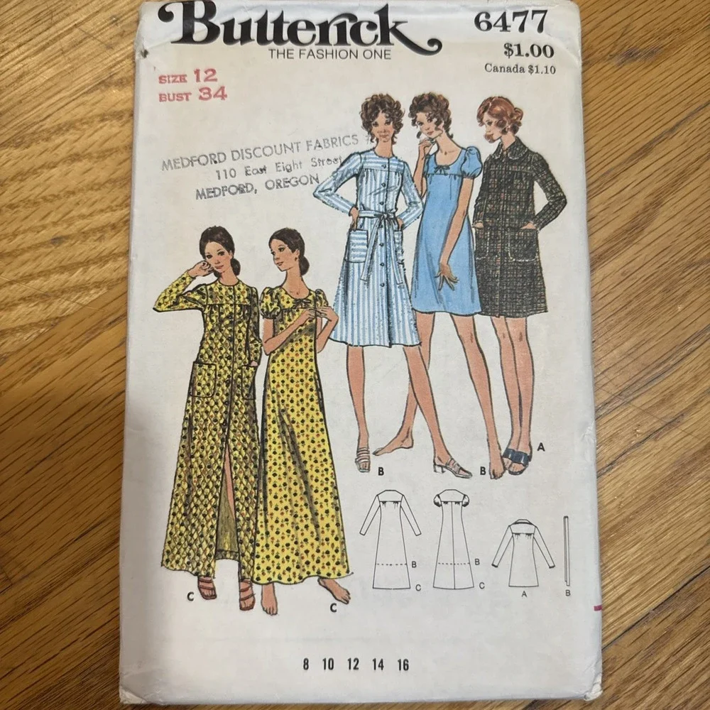 1970s Butterick Sewing Pattern 6477 Robe‎ Housecoat Nightgown Sz 12 B 34 Uncut